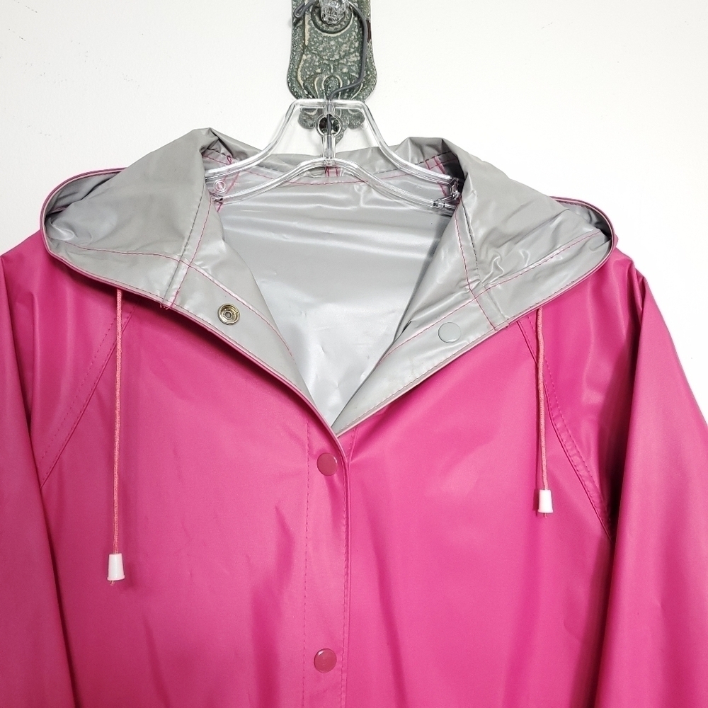 Harbor Tack reversible rain coat - Picture 3 of 13